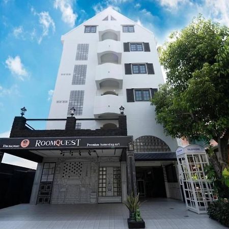 Roomquest Chiang Mai Tha Phae Bagian luar foto